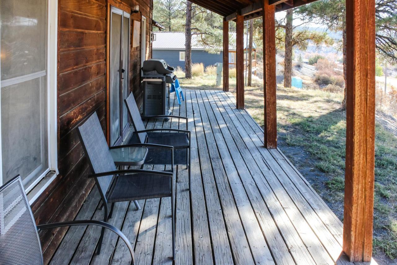 Split Pine Cabin Pagosa Springs Exterior photo